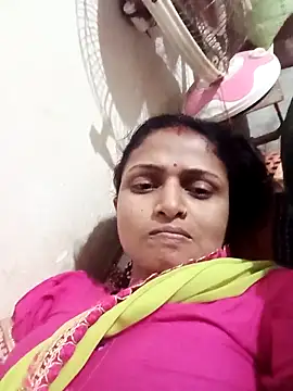 Snapshot of Leelaaji chatting on April 11, 2026, 4:43 pm Leelaaji online show from April 11, 2026, 4:43 pm