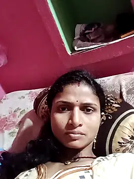 Snapshot of Leelaaji chatting on April 28, 2026, 9:03 am Leelaaji online show from April 28, 2026, 9:03 am