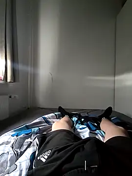 OssiBigCum online show from May 12, 2026, 9:37 am