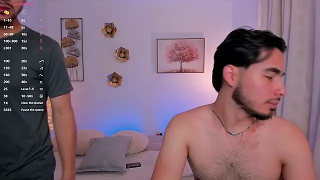 ReubenandScott online show from May 5, 2026, 8:12 pm
