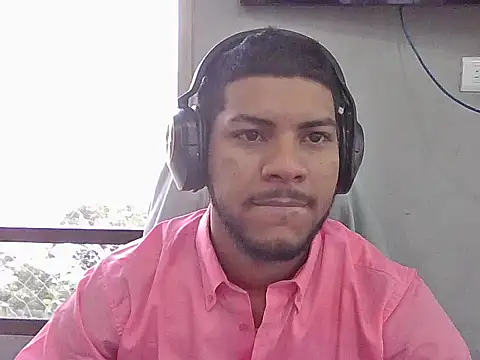 Snapshot of millerthh chatting on April 22, 2026, 2:35 pm millerthh online show from April 22, 2026, 2:35 pm