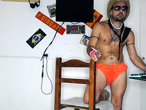 Snapshot of freddymdq100 chatting on March 31, 2026, 9:06 pm freddymdq100 online show from March 31, 2026, 9:06 pm