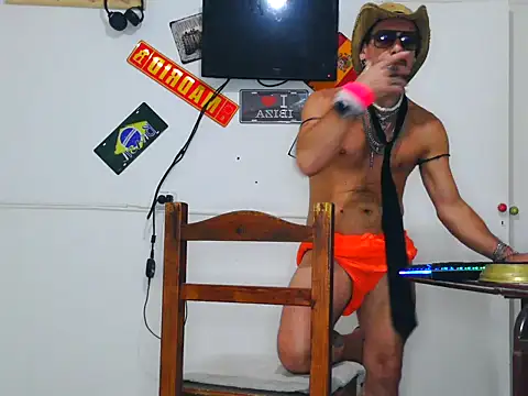 Snapshot of freddymdq100 chatting on March 31, 2026, 5:42 am freddymdq100 online show from March 31, 2026, 5:42 am