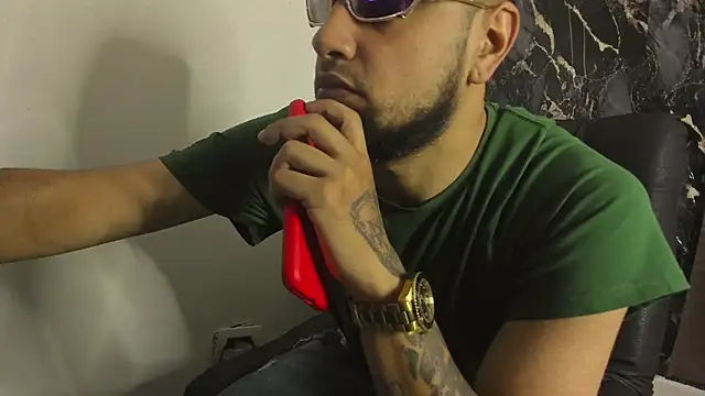 Santi rogue online show from March 18, 2026, 1:13 pm