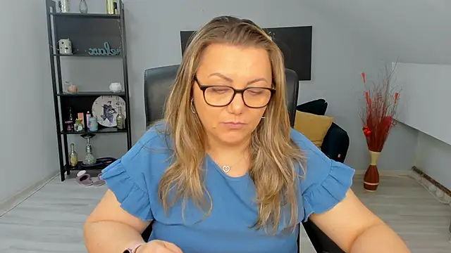 Snapshot of JessieRichards chatting on March 24, 2026, 7:30 am JessieRichards online show from March 24, 2026, 7:30 am