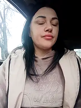 Snapshot of Elsie-Nora chatting on March 29, 2026, 7:54 am Elsie-Nora online show from March 29, 2026, 7:54 am