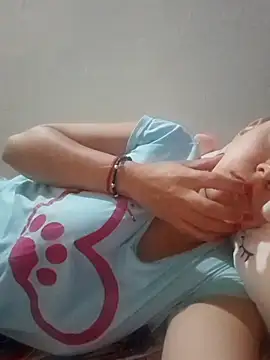 Isabelmotta  online show from March 29, 2026, 7:48 pm