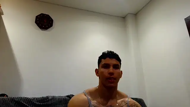 JAYCAM  online show from May 2, 2026, 1:33 am