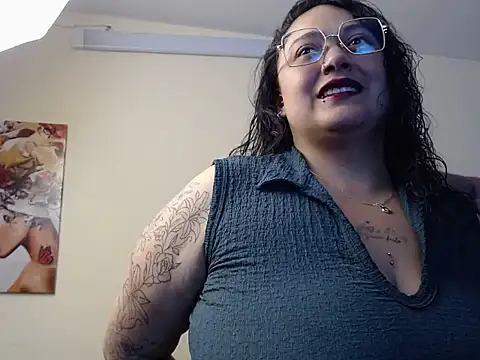 AvaRyd online show from May 10, 2026, 4:27 am