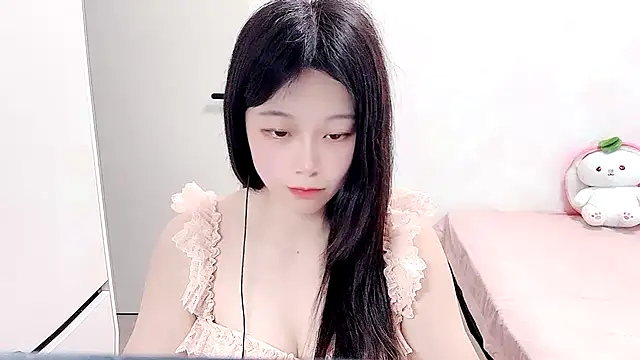 QQ-7890 online show from May 6, 2026, 1:15 pm