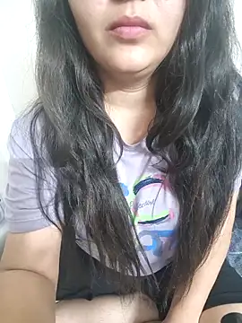 Snapshot of neelam_rawat chatting on May 4, 2026, 7:28 pm neelam rawat online show from May 4, 2026, 7:28 pm