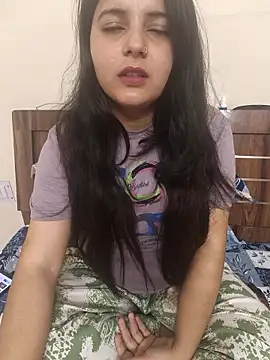 Snapshot of neelam_rawat chatting on April 2, 2026, 6:42 am neelam rawat online show from April 2, 2026, 6:42 am