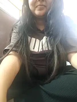 Snapshot of neelam_rawat chatting on May 2, 2026, 12:21 pm neelam rawat online show from May 2, 2026, 12:21 pm