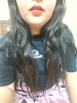 Snapshot of neelam_rawat chatting on April 6, 2026, 6:42 pm neelam rawat online show from April 6, 2026, 6:42 pm