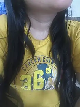 neelam rawat online show from July 4, 2026, 6:12 pm