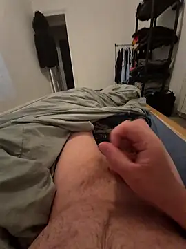 Snapshot of lolo0105 chatting on March 25, 2026, 5:18 am lolo0105 online show from March 25, 2026, 5:18 am