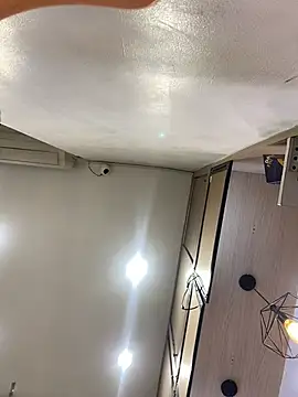 boy good12 online show from April 19, 2026, 4:08 pm