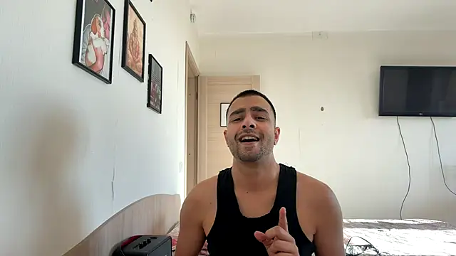 Snapshot of Daniel_ice chatting on July 13, 2026, 3:22 pm Daniel ice online show from July 13, 2026, 3:22 pm