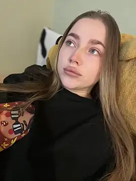 Snapshot of milana_millka chatting on March 26, 2026, 8:45 am milana millka online show from March 26, 2026, 8:45 am