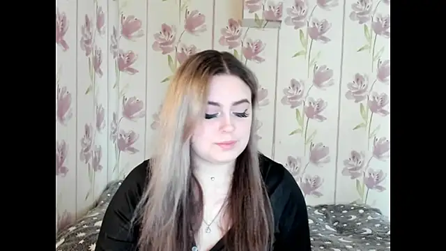 Agathameoww online show from April 13, 2026, 9:35 am