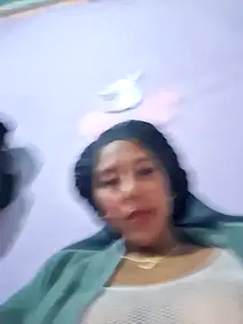 Snapshot of emily_fox01 chatting on May 25, 2026, 5:11 pm emily fox01 online show from May 25, 2026, 5:11 pm