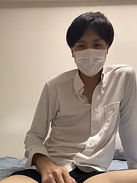 Snapshot of youta200 chatting on July 24, 2026, 1:40 pm youta200 online show from July 24, 2026, 1:40 pm