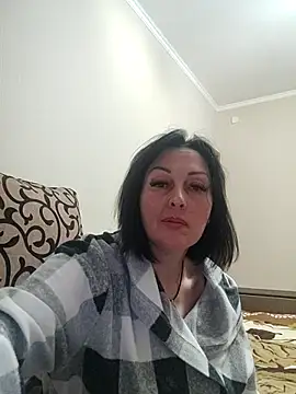 HelgaDennis online show from March 29, 2026, 5:58 pm