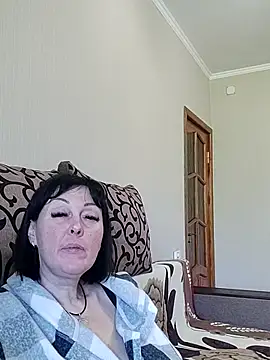 HelgaDennis online show from May 7, 2026, 9:34 am