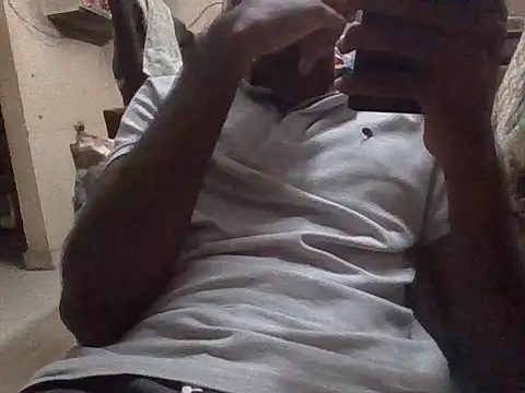 Snapshot of bulls_eye35 chatting on April 24, 2026, 7:38 pm bulls eye35 online show from April 24, 2026, 7:38 pm