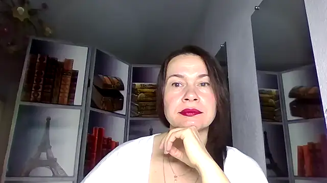 Snapshot of Selena_Moo chatting on March 23, 2026, 6:35 am Selena Moo online show from March 23, 2026, 6:35 am