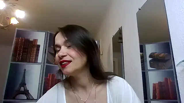 Snapshot of Selena_Moo chatting on April 29, 2026, 12:20 pm Selena Moo online show from April 29, 2026, 12:20 pm