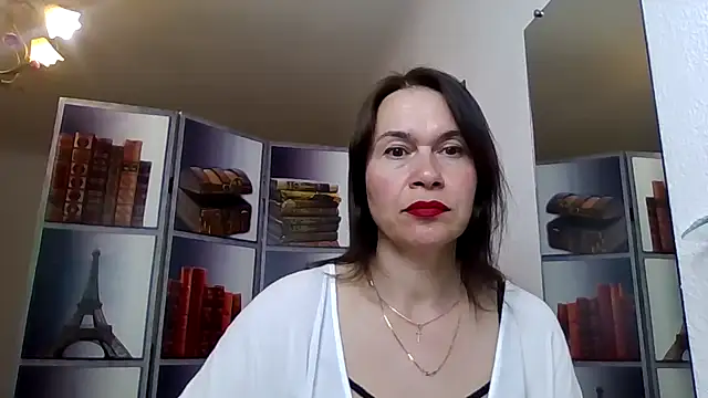 Snapshot of Selena_Moo chatting on May 3, 2026, 1:04 pm Selena Moo online show from May 3, 2026, 1:04 pm