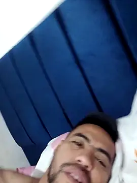 leonfire1004 online show from April 19, 2026, 10:27 am