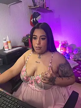 Snapshot of Aru_celeste chatting on April 17, 2026, 4:21 pm Aru celeste online show from April 17, 2026, 4:21 pm
