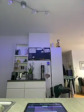 Snapshot of stefhart chatting on April 14, 2026, 12:59 am stefhart online show from April 14, 2026, 12:59 am