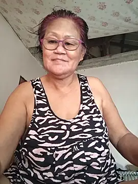 Sunflower1956 online show from May 16, 2026, 11:26 pm