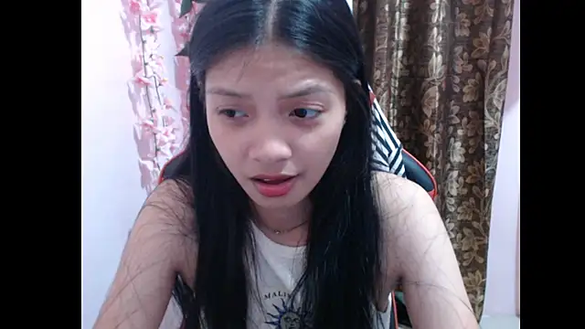 Snapshot of pinay_kitty23 chatting on March 31, 2026, 7:43 am pinay kitty23 online show from March 31, 2026, 7:43 am