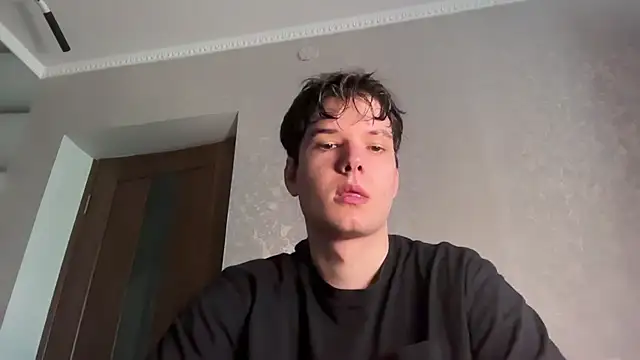 Snapshot of tomasdickpick chatting on July 6, 2026, 3:25 pm tomasdickpick online show from July 6, 2026, 3:25 pm