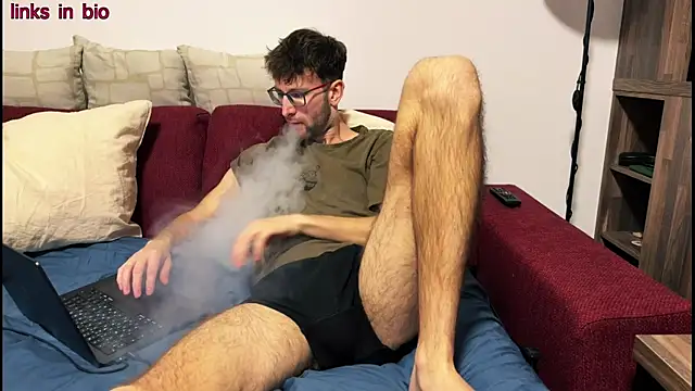 Snapshot of SoloUno0 chatting on March 24, 2026, 5:57 pm SoloUno0 online show from March 24, 2026, 5:57 pm