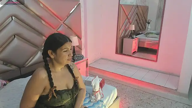DianaSheren online show from June 24, 2026, 8:06 pm