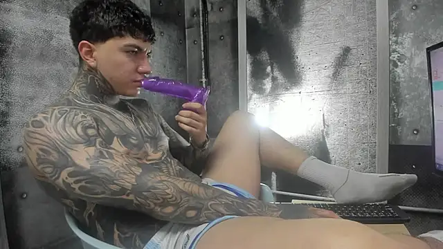 Gury tattoo online show from May 14, 2026, 8:17 pm