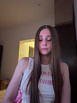BellMeow  online show from May 28, 2026, 10:26 pm