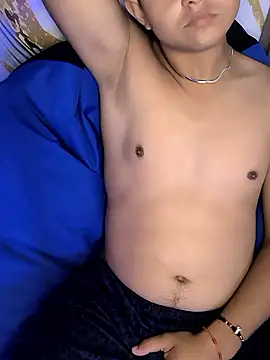 Snapshot of El-papi22 chatting on March 21, 2026, 4:14 am El-papi22 online show from March 21, 2026, 4:14 am