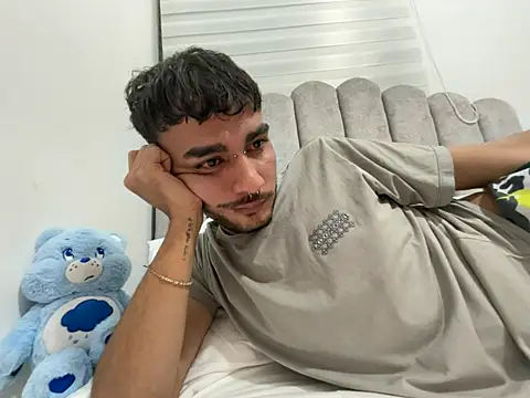 Velvet man online show from March 28, 2026, 8:59 am