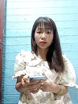 AmyLinee01 online show from July 29, 2026, 11:53 am