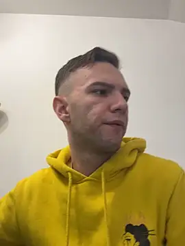 undercoverteen online show from March 22, 2026, 6:59 am