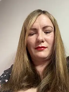 Snapshot of Susan_Wright chatting on June 17, 2026, 11:53 am Susan Wright online show from June 17, 2026, 11:53 am