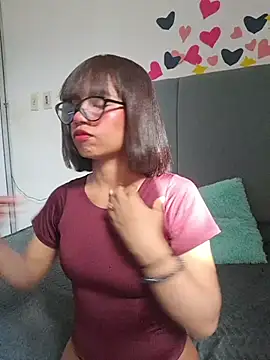 Snapshot of Lucy_Em chatting on June 29, 2026, 1:11 pm Lucy Em online show from June 29, 2026, 1:11 pm