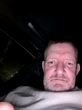 Notiesfuk online show from April 18, 2026, 10:54 pm