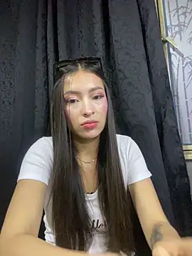 Snapshot of Itze_Mua chatting on June 5, 2026, 2:05 am Itze Mua online show from June 5, 2026, 2:05 am